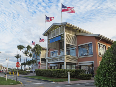 Bayside Marketplace in Miami Florida