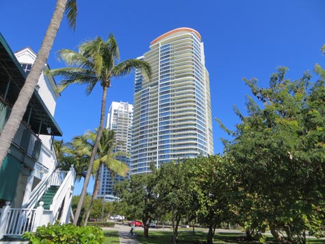 Modern Condo at Miami Beach